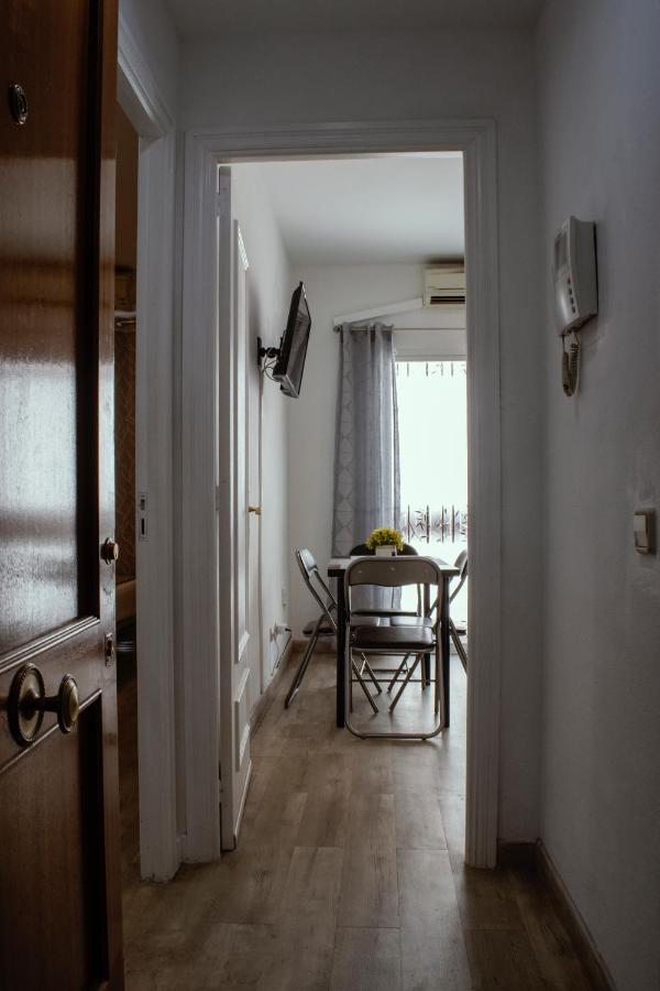 Apartamentos Sleep In Madrid Bagian luar foto