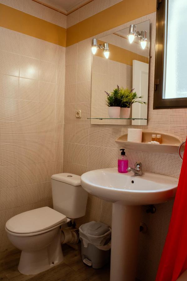 Apartamentos Sleep In Madrid Bagian luar foto