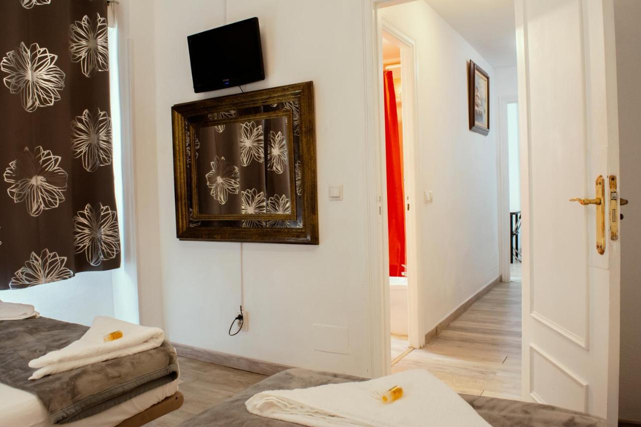 Apartamentos Sleep In Madrid Bagian luar foto