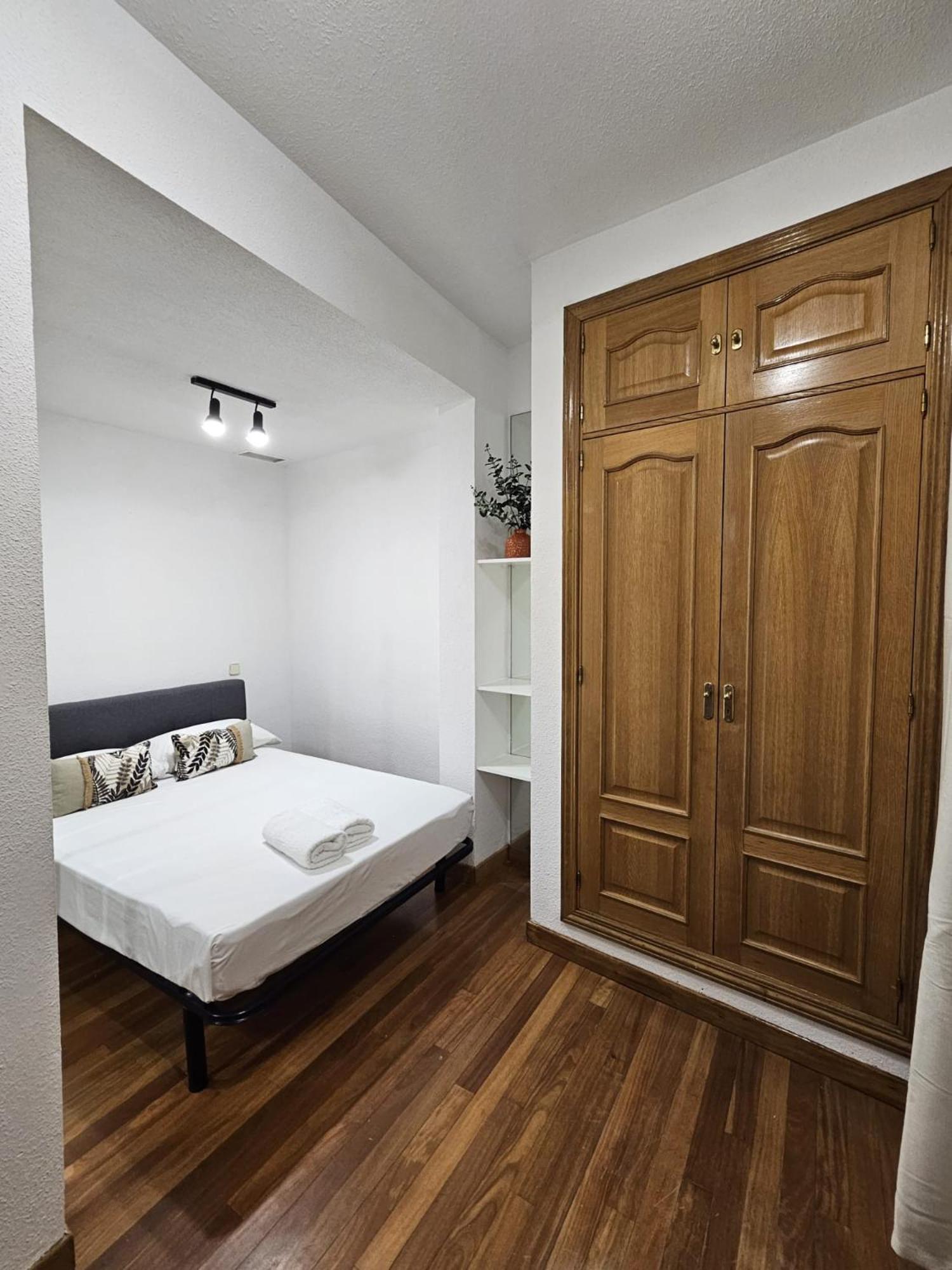 Apartamentos Sleep In Madrid Bagian luar foto