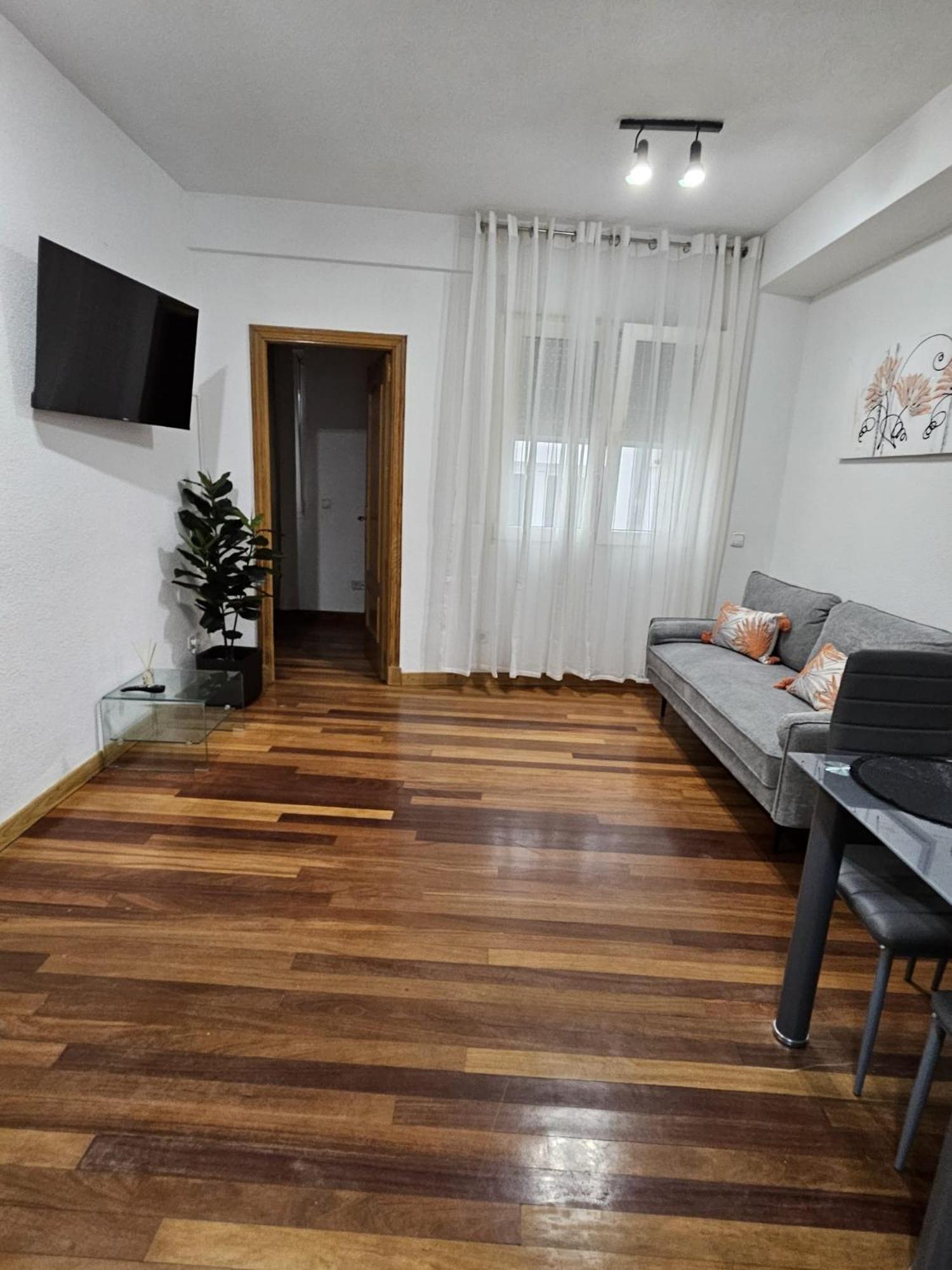 Apartamentos Sleep In Madrid Bagian luar foto